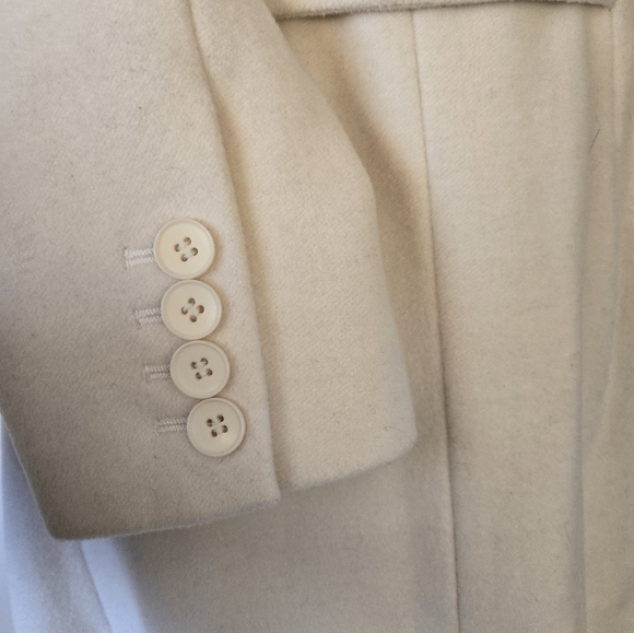 ANNE KLEIN cream wool jacket. Size small - Picture 6 of 13